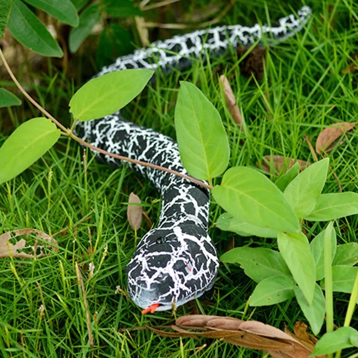 Remote Controlled Wireless Flexible Realistic Fast Moving Snake Toy ITEM NO:9909 A-D