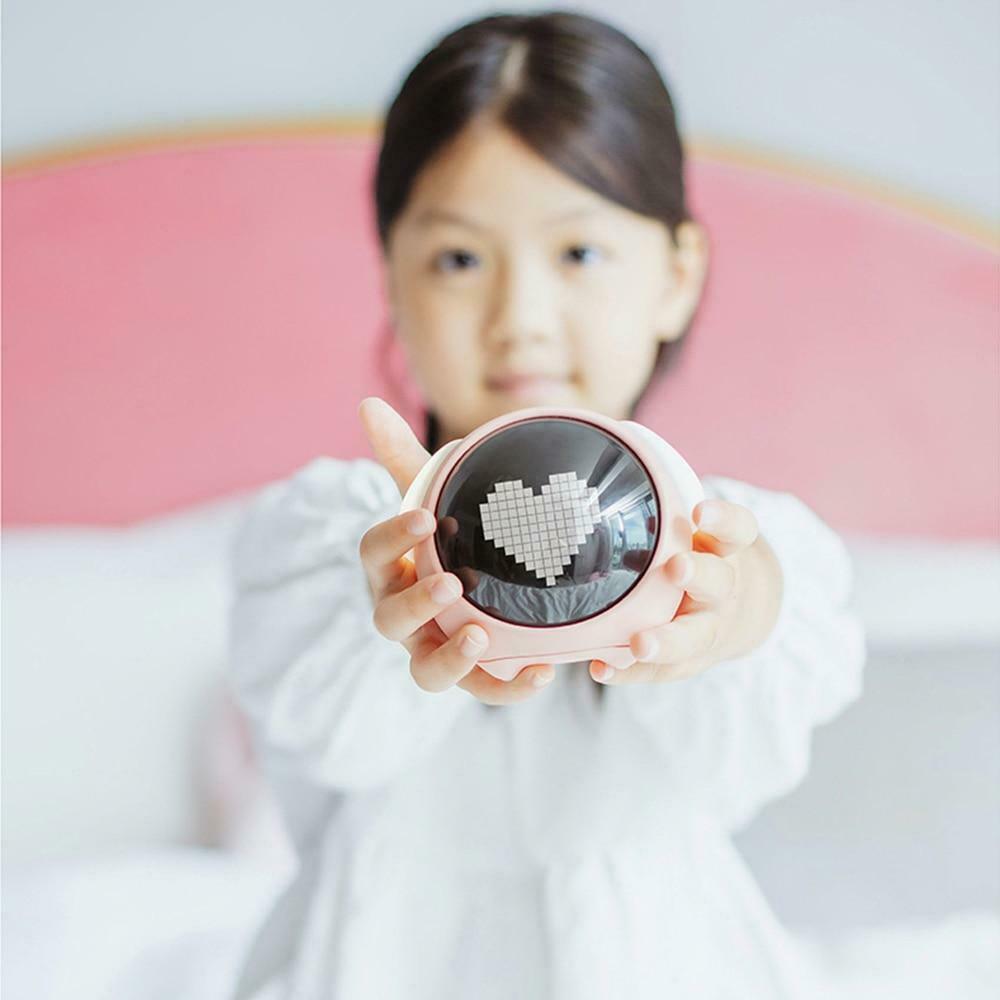 RECHARGEABLE DIGITAL EMOJI ALARM CLOCK WITH VOICE CONTROL & LED NIGHT LIGHT | BWBQNZ-01 |