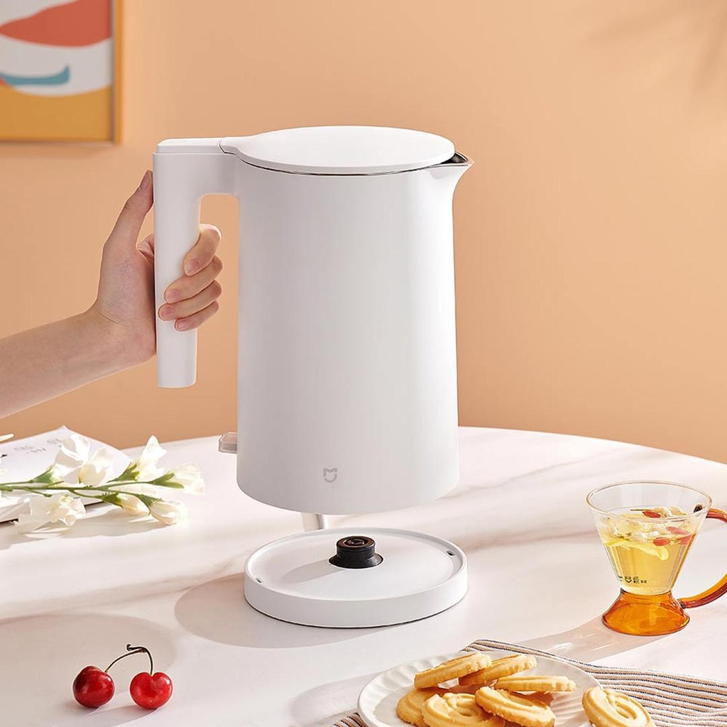 Xiaomi Electric Kettle 2 | 1.7L high capacity | Integrated vertical handle | 100% BPA-free | Dual-layer heat insulation | 4 electricity safety solutions | 1 Year Warramty | MJDSH04YM |