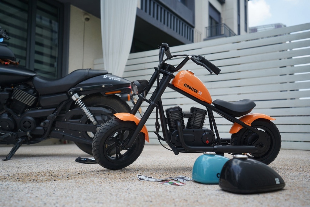 Hyper GoGo Cruiser 12 Plus Electric Bike For Children | 3 Adjustable Speeds | Powerful & Safe Motor | Large Capacity Battery | Smoke Effect | LED Light | Bluetooth Speaker | EL-MB03P |