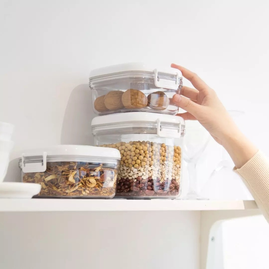Vacuum Food Container | Premium Quality Material | Safe & Durable | Keeps Food Fresh Longer | 2 Containers + 1 Air Pump |