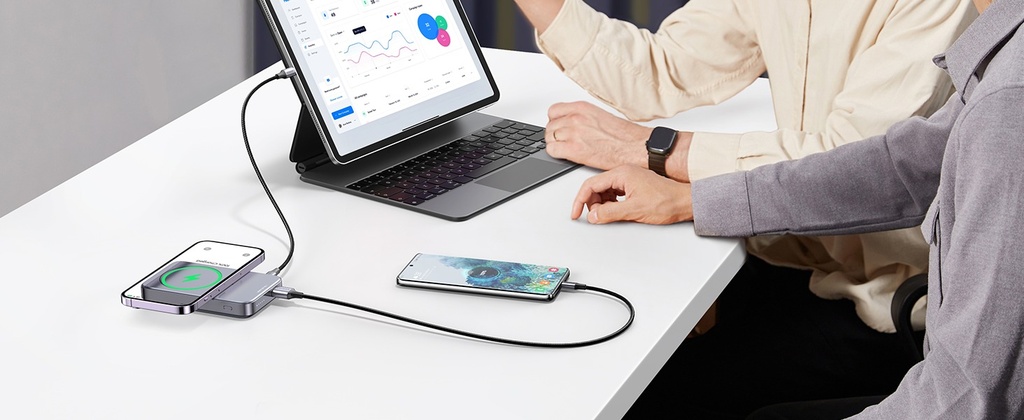 UGREEN Magsafe Power Bank 10000mAh, Wireless Portable Charger 15W with Kickstand Magnetic, PD 20W USB-C Fast Charging for iPhone | PB206 | 15086 |