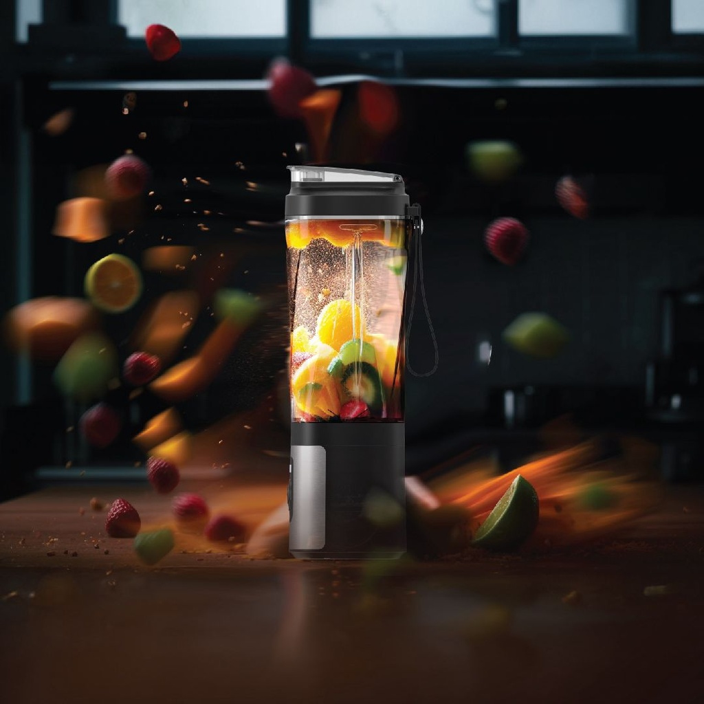 Green Lion Projet Portable Blender With 600 ML Capacity, 6 Powerful Blades, 120W Power | GNPJ7BLDRBK |