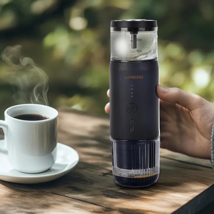 LePresso 135W 80ml Portable Espresso Machine Temperature Gauge Direct Heating & Extraction for Perfect Coffee |LP001||LPCFFM0001|