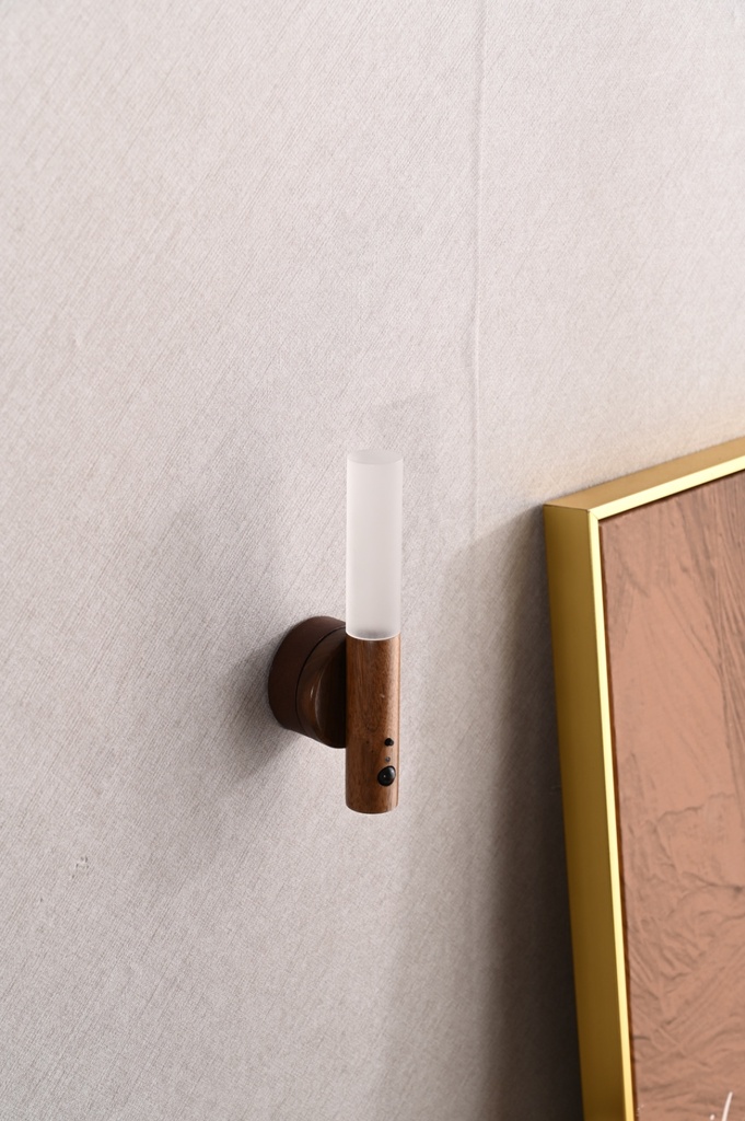 7MD Multifunctional Motion Sensor Night Light Adjustable LED with Three Stage Dimming and Long Lasting Battery