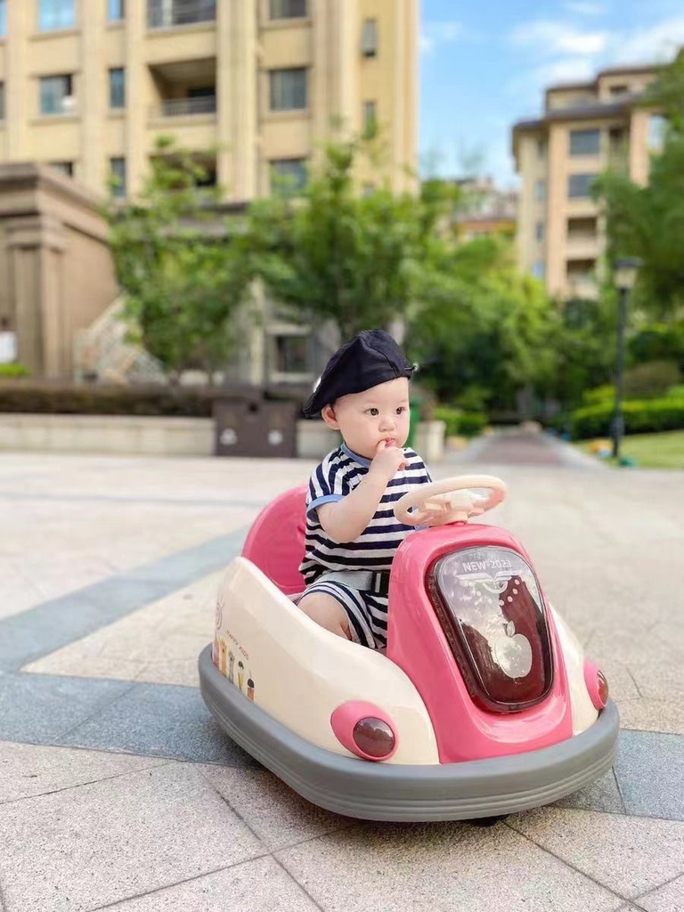 Mommy & Me Kids Electric Bumper Car By 7MD Powerful Dual Motors Single Seat Design and LED Headlights