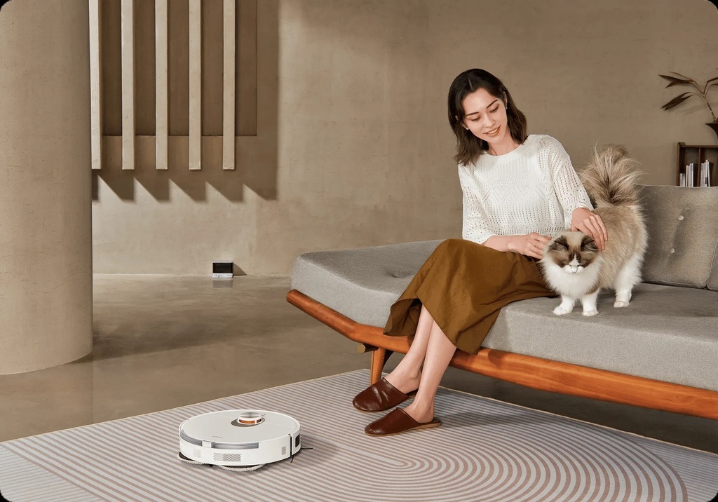 Xiaomi Robot Vacuum S20+ 6000Pa Suction LDS Laser Navigation Dual Rotating Mop Pads Smart Carpet Detection Auto Mop Lifting 170 Minute Runtime WiFi App Control Voice Assistant Compatible