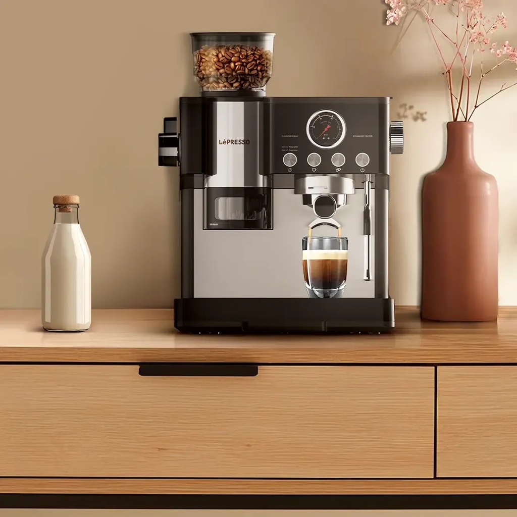 Lepresso Maestro Semi‑Automatic Coffee Machine – 2300W Power, 19‑BAR Pressure, Integrated Grinder, Espresso Maker | LPYKFY22D01BK |