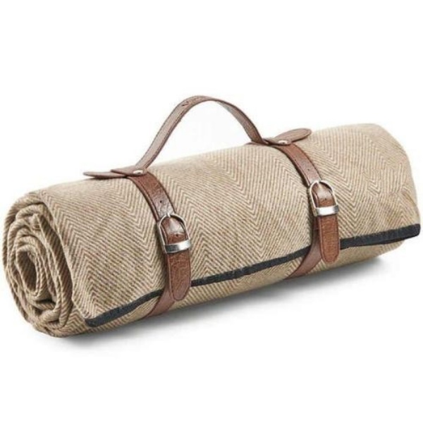 Soft Fleece Portable Camping & Trekking Rug Lined With Waterproof Material With Faux Leather Carrying Handle Picnic mat (2x2 M)