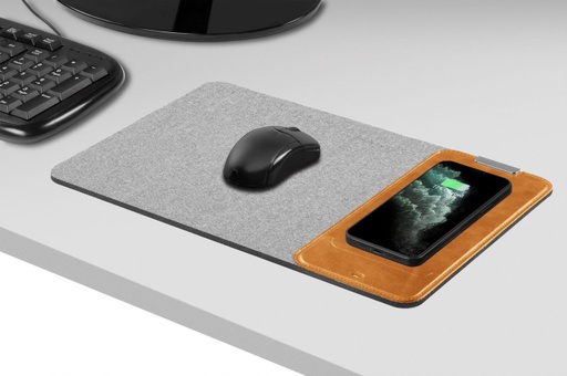 [7031] POWEROLOGY WIRELESS CHARGING MOUSE PAD